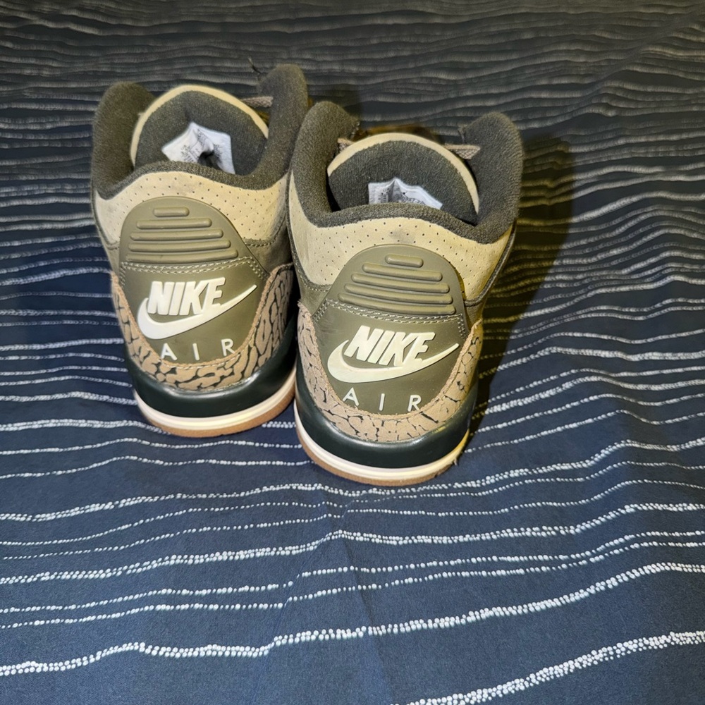 Puma Kids' Sneakers in Olive Green and Tan